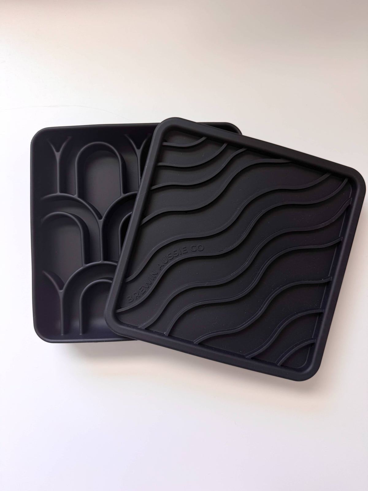 Dunes Lick Mat Lid - Basalt